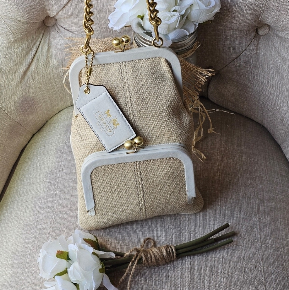 Coach Limited Edition Bleeker Street Double Kisslock Shoulder Bag ( 39 of 70 ) - Picture 7 of 16